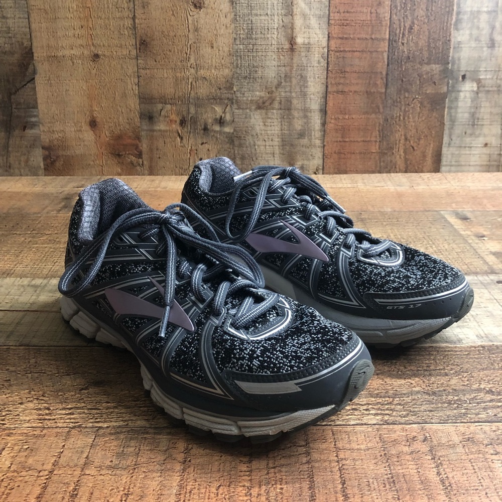 Brooks Adrenaline GTS 17 Women's Running Shoes Size 9 B (Medium) Gray Purple